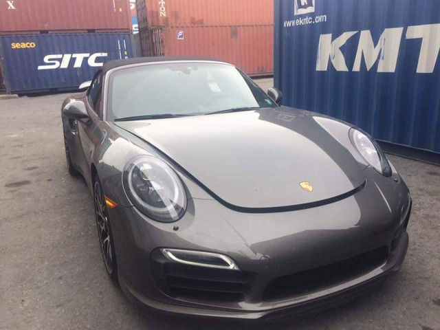 Điểm danh những siêu xe cập bến Việt Nam trong năm 2017